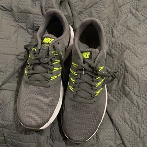 Nike never worn size 8